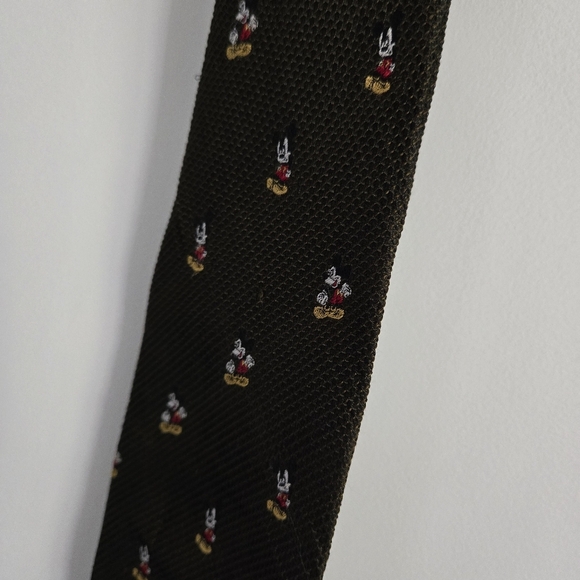Disney Mickey Mouse Elegant Green 💯 Silk Patterned Mens Tie - Picture 4 of 10